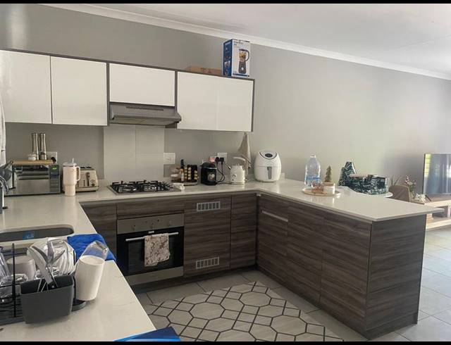 2 BEDROOM APARTMENT FOR SALE IN RYNFIELD